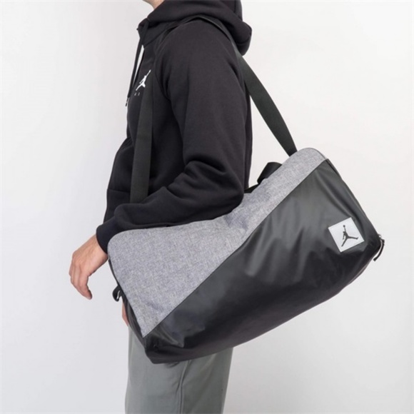 nike jordan duffle bag 8A0083 023 nwt - Picture 2 of 7